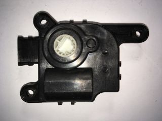 bontott HYUNDAI I30 Fűtés Állító Motor