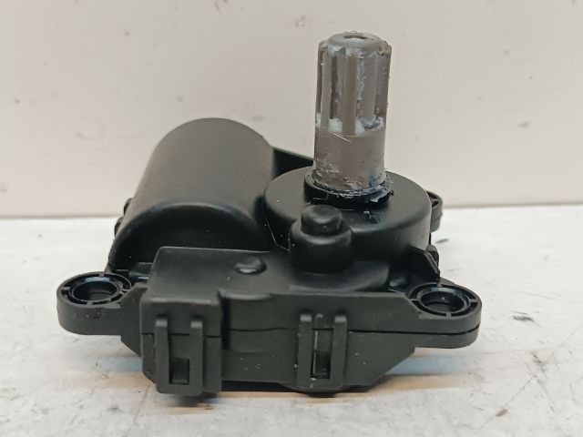 bontott HYUNDAI I30 Fűtés Állító Motor