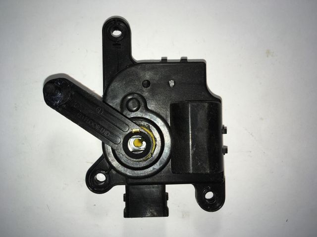 bontott HYUNDAI I30 Fűtés Állító Motor