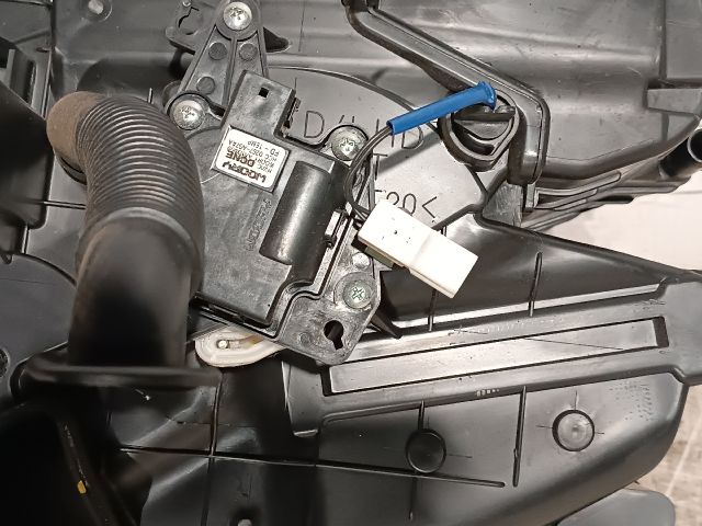 bontott HYUNDAI I30 Fűtés Box