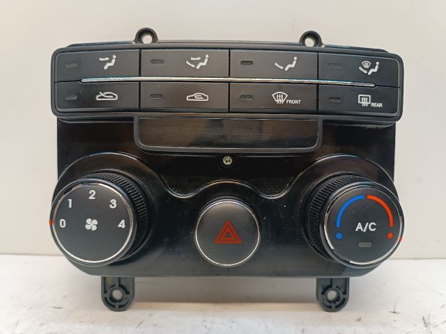 bontott HYUNDAI I30 Fűtéskapcsoló (digit klímás)