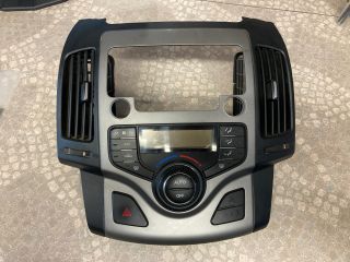 bontott HYUNDAI I30 Fűtéskapcsoló (digit klímás)