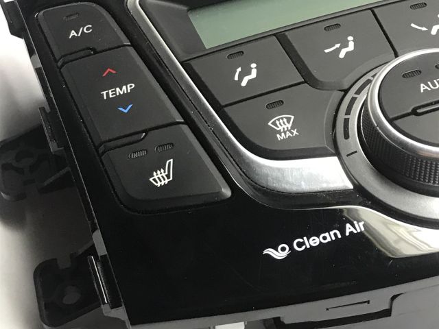 bontott HYUNDAI I30 Fűtéskapcsoló (digit klímás)