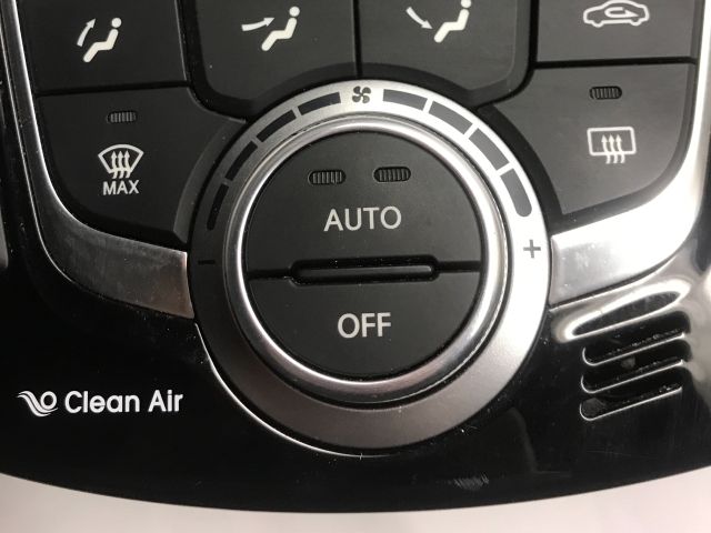 bontott HYUNDAI I30 Fűtéskapcsoló (digit klímás)