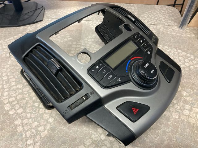 bontott HYUNDAI I30 Fűtéskapcsoló (digit klímás)