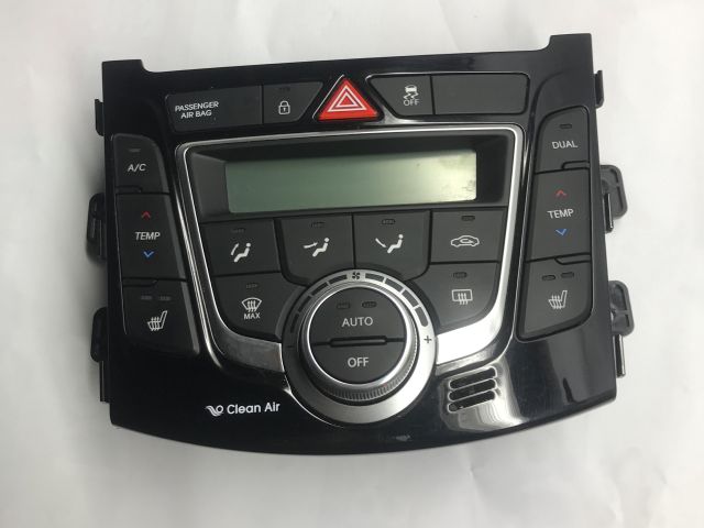 bontott HYUNDAI I30 Fűtéskapcsoló (digit klímás)