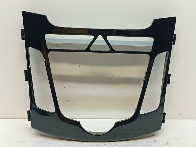 bontott HYUNDAI I30 Fűtéskapcsoló Keret