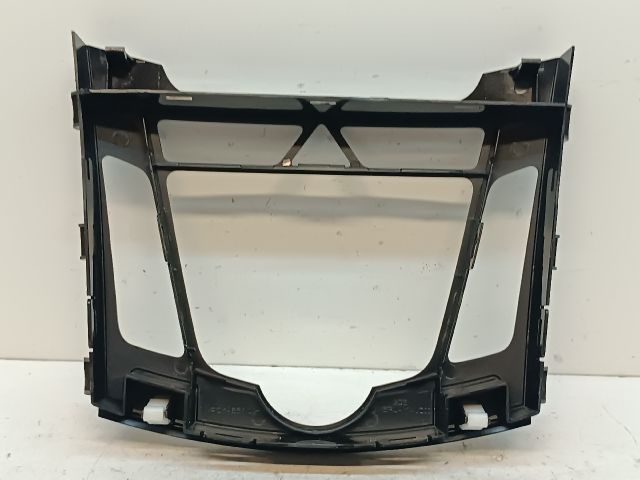 bontott HYUNDAI I30 Fűtéskapcsoló Keret