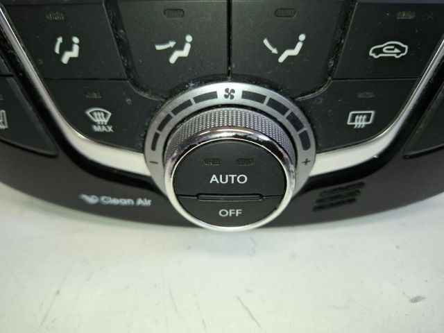 bontott HYUNDAI I30 Fűtéskapcsoló