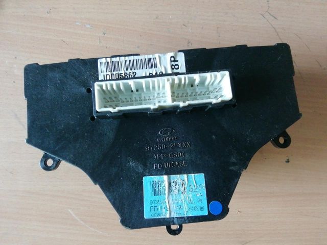 bontott HYUNDAI I30 Fűtéskapcsoló