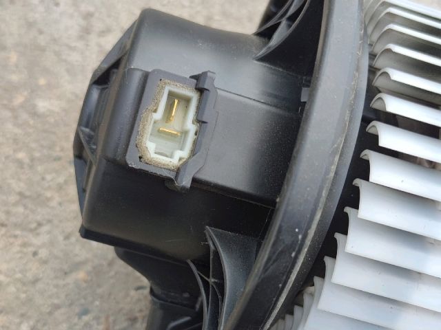 bontott HYUNDAI I30 Fűtőmotor (Klímás)