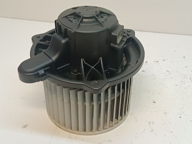 bontott HYUNDAI I30 Fűtőmotor (Klímás)