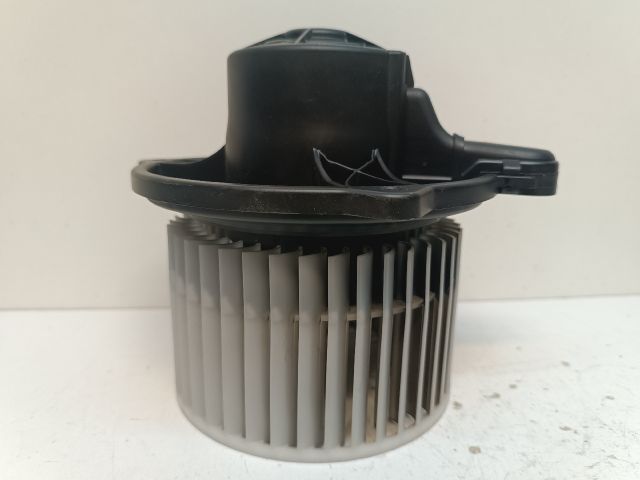 bontott HYUNDAI I30 Fűtőmotor (Klímás)