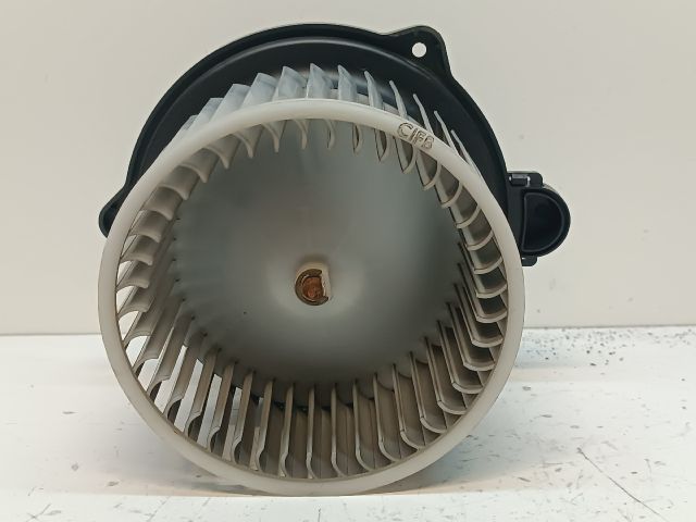 bontott HYUNDAI I30 Fűtőmotor (Klímás)