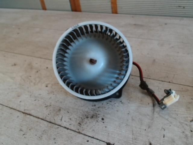 bontott HYUNDAI I30 Fűtőmotor (Nem klímás)