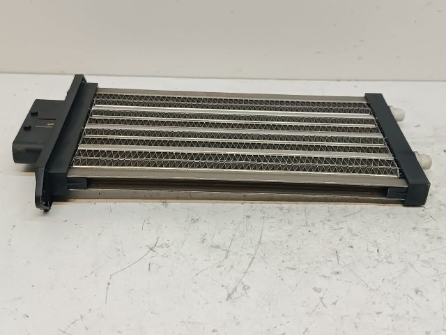 bontott HYUNDAI I30 Fűtőradiátor (Elektromos)