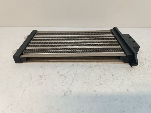 bontott HYUNDAI I30 Fűtőradiátor (Elektromos)