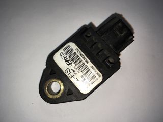 bontott HYUNDAI I30 Gyorsulás Jeladó