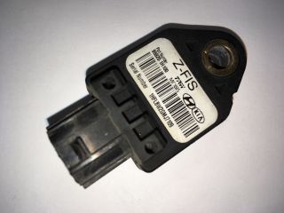 bontott HYUNDAI I30 Gyorsulás Jeladó