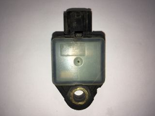 bontott HYUNDAI I30 Gyorsulás Jeladó