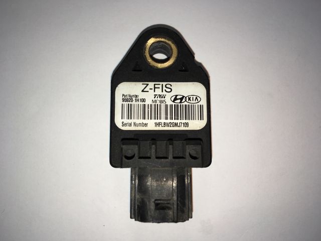 bontott HYUNDAI I30 Gyorsulás Jeladó