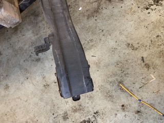 bontott HYUNDAI I30 Hátsó középső Lökhárító Tartó (Műanyag)