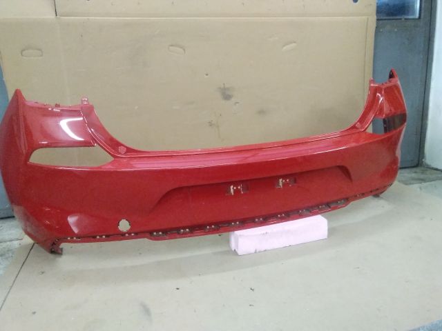 bontott HYUNDAI I30 Hátsó Lökhárító (Üresen)