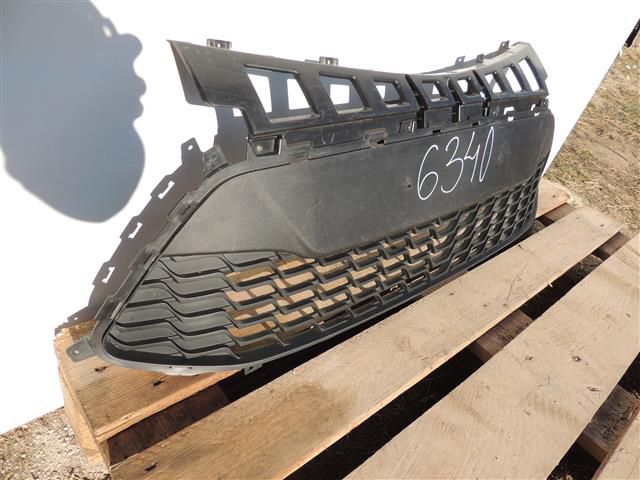 bontott HYUNDAI I30 Hűtőrács