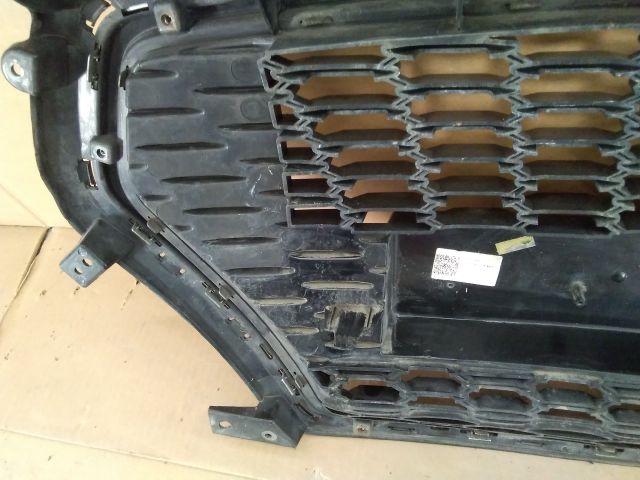 bontott HYUNDAI I30 Hűtőrács