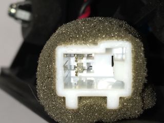 bontott HYUNDAI I30 Jobb A Oszlop Hangszóró