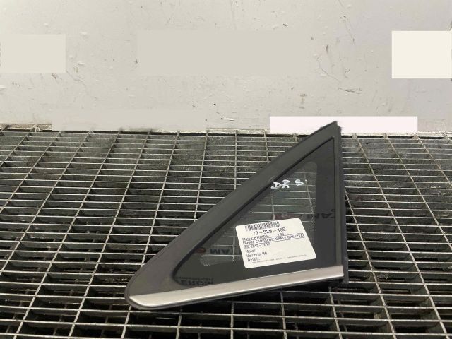 bontott HYUNDAI I30 Jobb C Oszlop