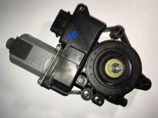 bontott HYUNDAI I30 Jobb első Ablakemelő Motor