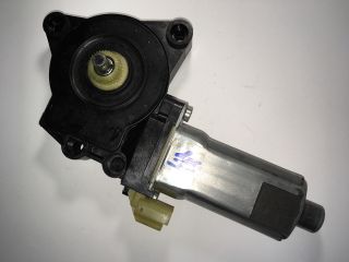 bontott HYUNDAI I30 Jobb első Ablakemelő Motor