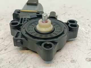 bontott HYUNDAI I30 Jobb első Ablakemelő Motor