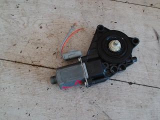 bontott HYUNDAI I30 Jobb első Ablakemelő Motor