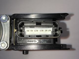 bontott HYUNDAI I30 Jobb első Ablakemelő Motor