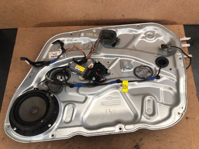 bontott HYUNDAI I30 Jobb első Ablakemelő Szerkezet (Elektromos)