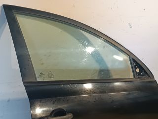 bontott HYUNDAI I30 Jobb első Ajtó (Részeivel)