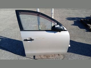 bontott HYUNDAI I30 Jobb első Ajtó (Részeivel)