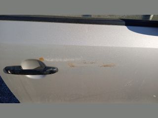 bontott HYUNDAI I30 Jobb első Ajtó (Részeivel)