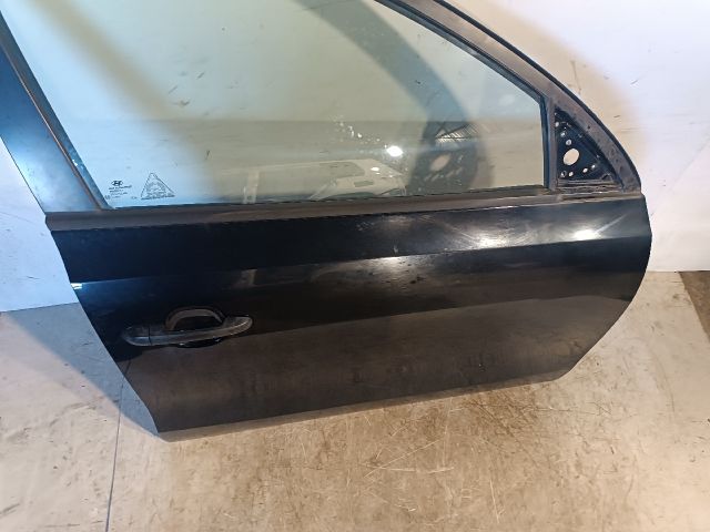 bontott HYUNDAI I30 Jobb első Ajtó (Részeivel)