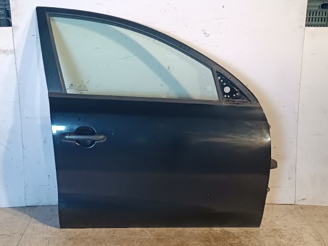 bontott HYUNDAI I30 Jobb első Ajtó (Részeivel)