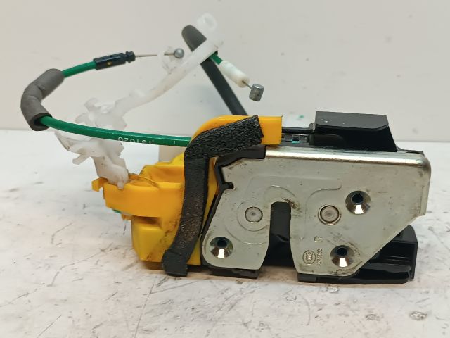 bontott HYUNDAI I30 Jobb első Ajtózár