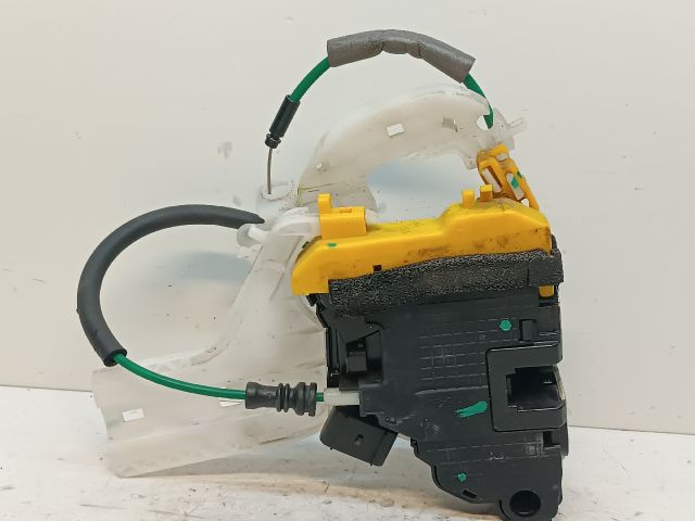 bontott HYUNDAI I30 Jobb első Ajtózár