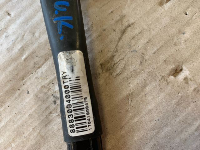 bontott HYUNDAI I30 Jobb első Biztonsági Öv Csat