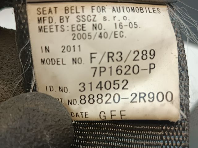 bontott HYUNDAI I30 Jobb első Biztonsági Öv