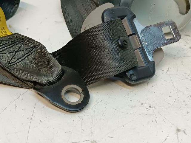 bontott HYUNDAI I30 Jobb első Biztonsági Öv