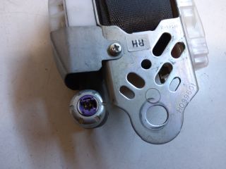 bontott HYUNDAI I30 Jobb első Biztonsági Öv