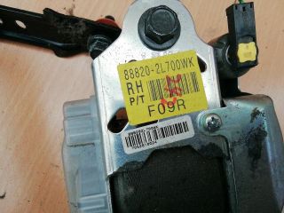 bontott HYUNDAI I30 Jobb első Biztonsági Öv