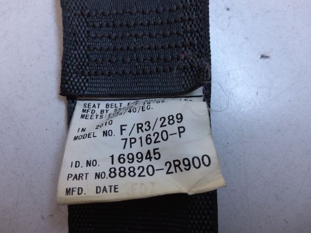 bontott HYUNDAI I30 Jobb első Biztonsági Öv